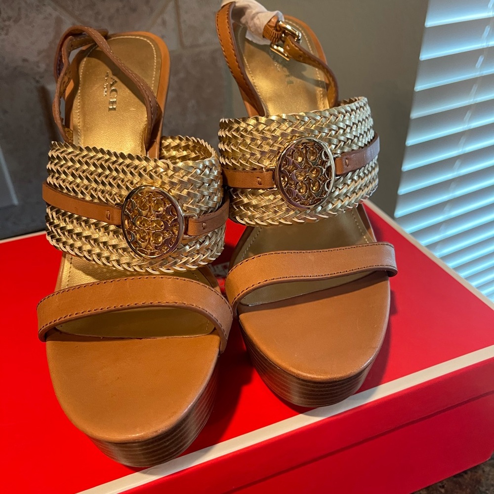 Coach Beatriz mat calf sandals size 8Ginger/gold - Picture 13 of 13